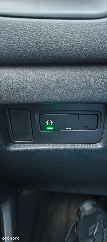 Citroën C4 2.0 HDi Exclusive - 23