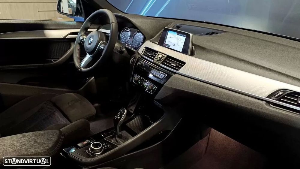 BMW X1 18 d sDrive Auto Pack M - 44