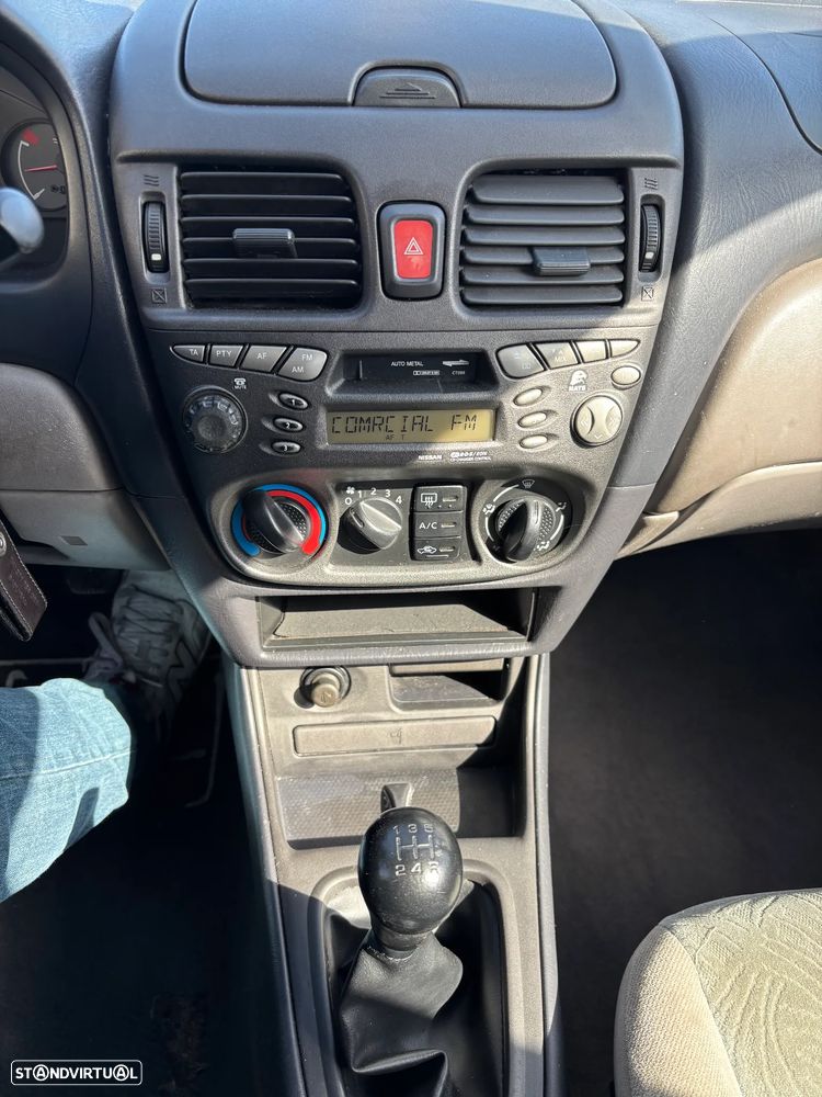 Nissan Almera 1.5 Comfort ABS+AC - 14