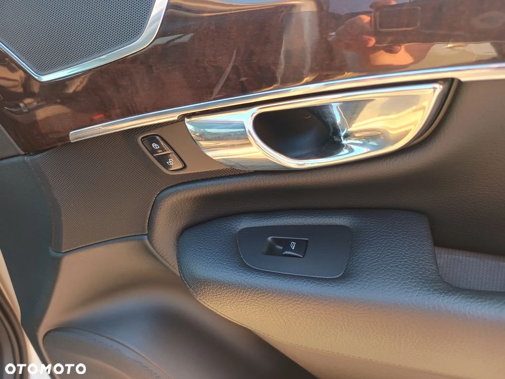 Volvo XC 90 T6 AWD Inscription 7os - 16