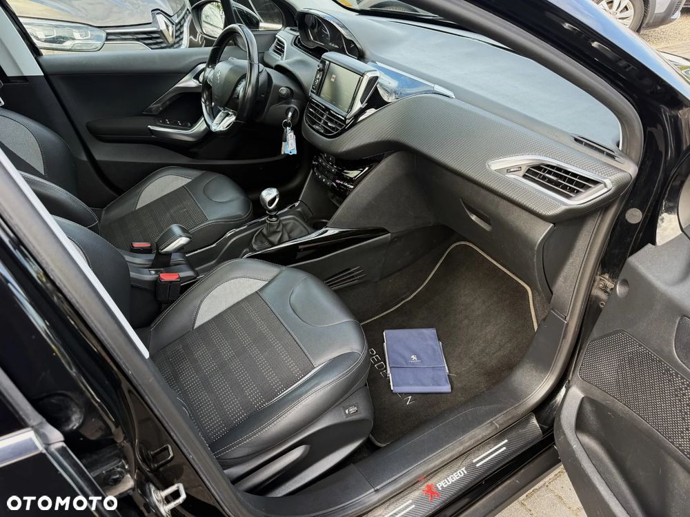 Peugeot 2008 BlueHDi 100 STOP & START Allure - 15