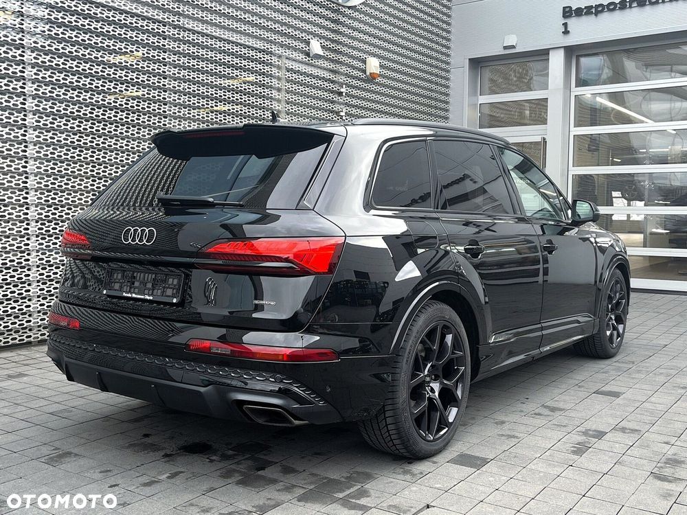 Audi Q7 - 10