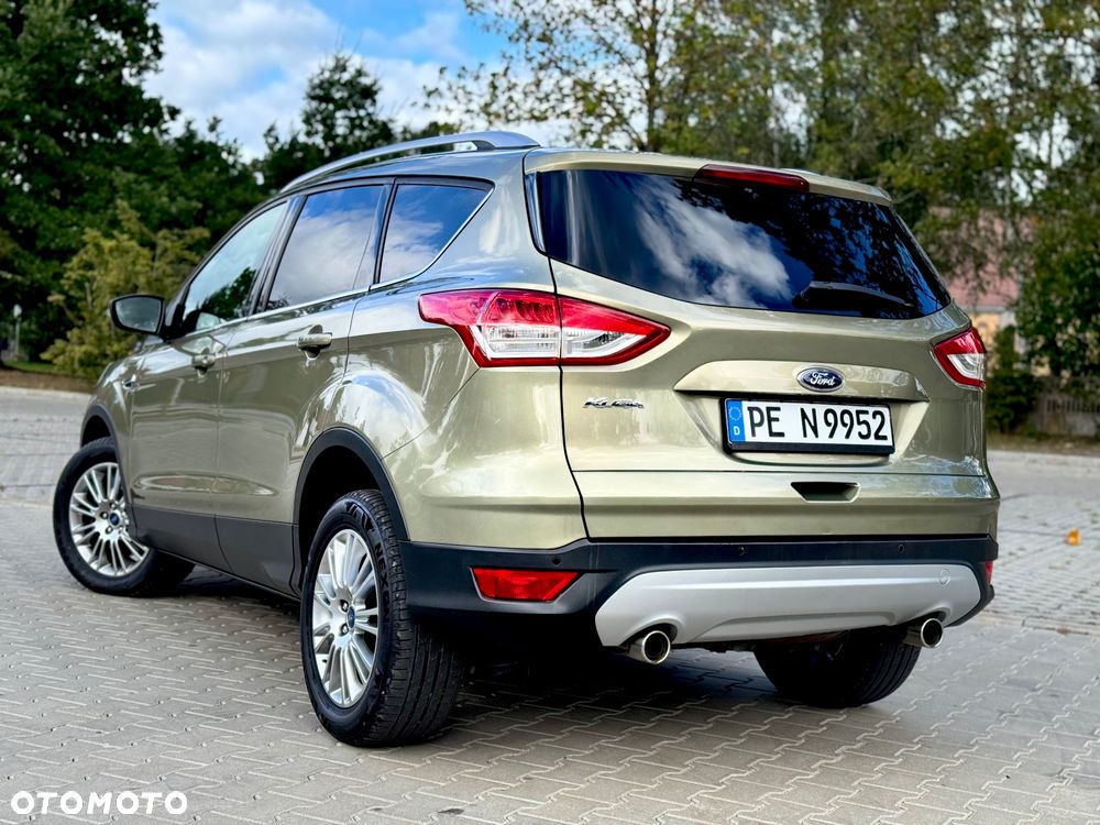 Ford Kuga 2.0 TDCi 4x4 Titanium - 29