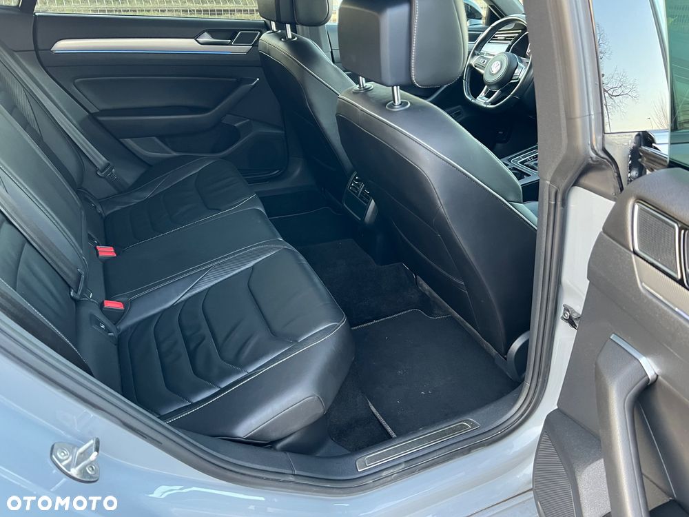 Volkswagen Arteon 2.0 TDI SCR R-Line DSG - 12