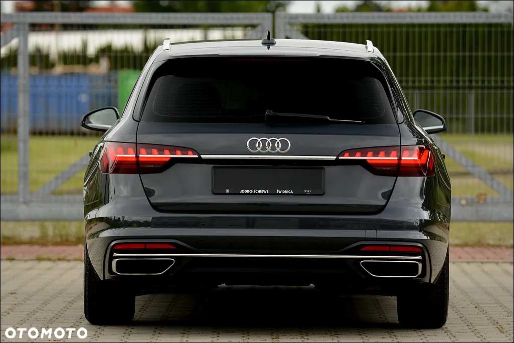 Audi A4 Avant 35 TDI S tronic advanced - 11