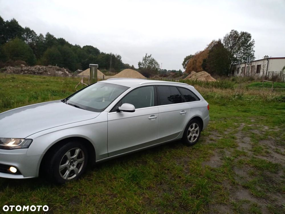 Audi A4 Avant - 4