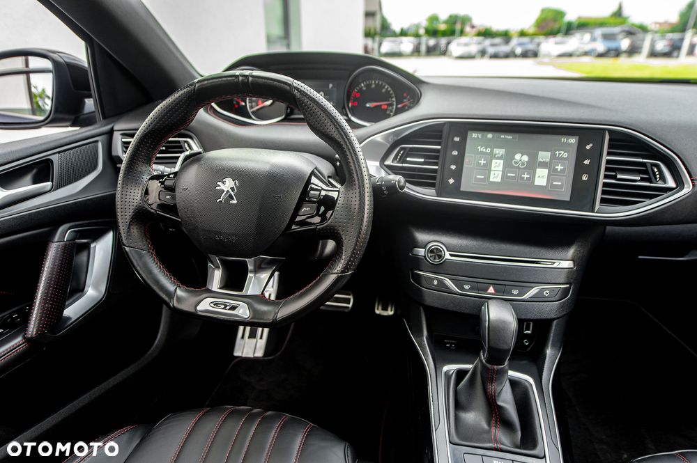 Peugeot 308 - 18