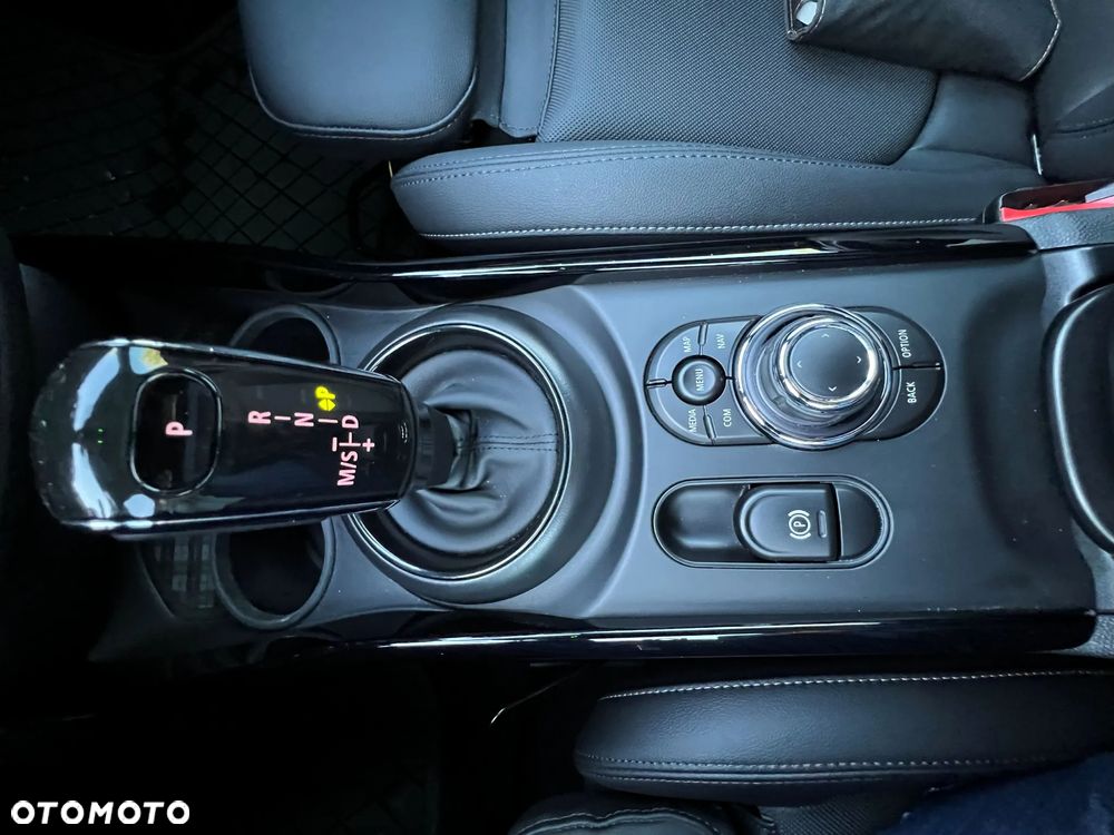 MINI John Cooper Works - 23