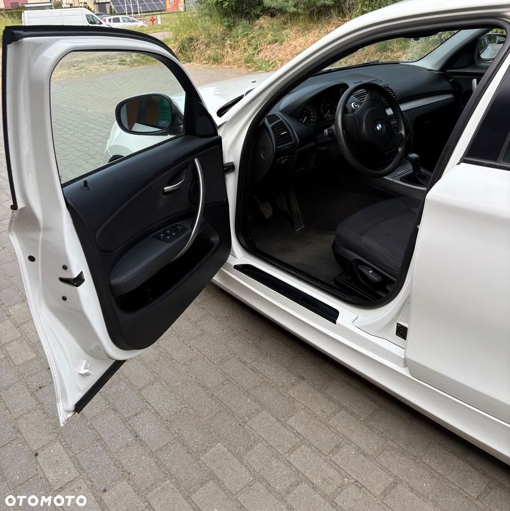 BMW Seria 1 - 12