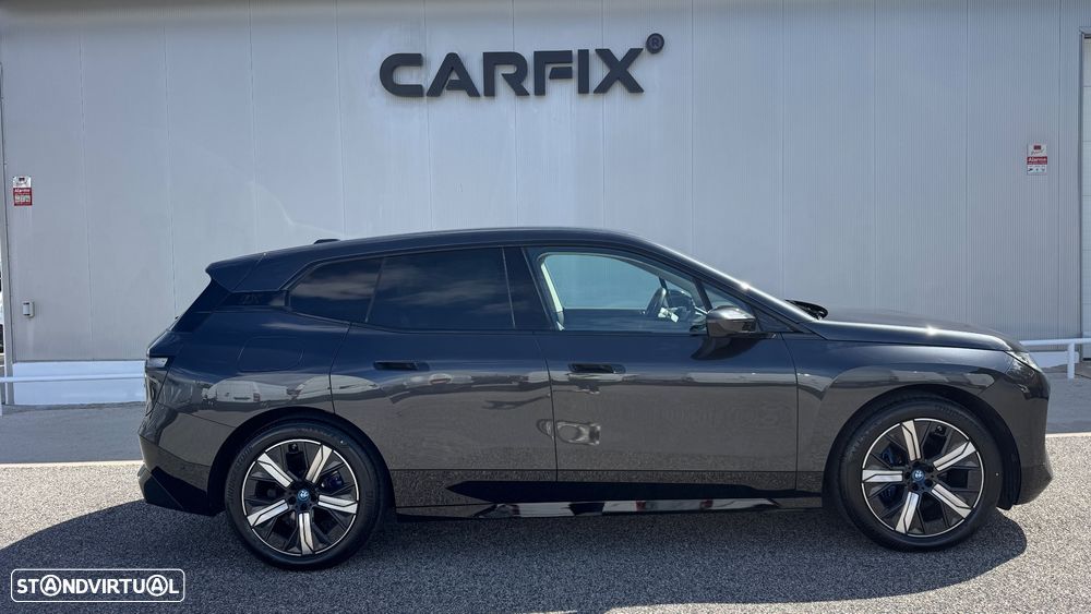 BMW iX xDrive 40 Pack Desportivo - 3