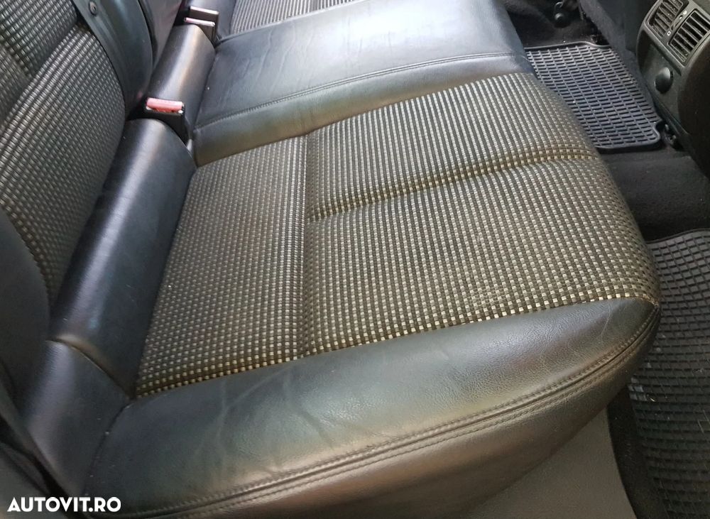 Peugeot 407 HDi 135 Automatik Esplanade - 8