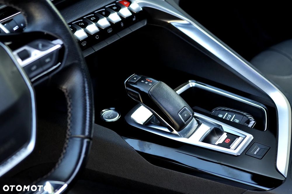 Peugeot 3008 BlueHDi 180 Stop & Start EAT6 GT - 34