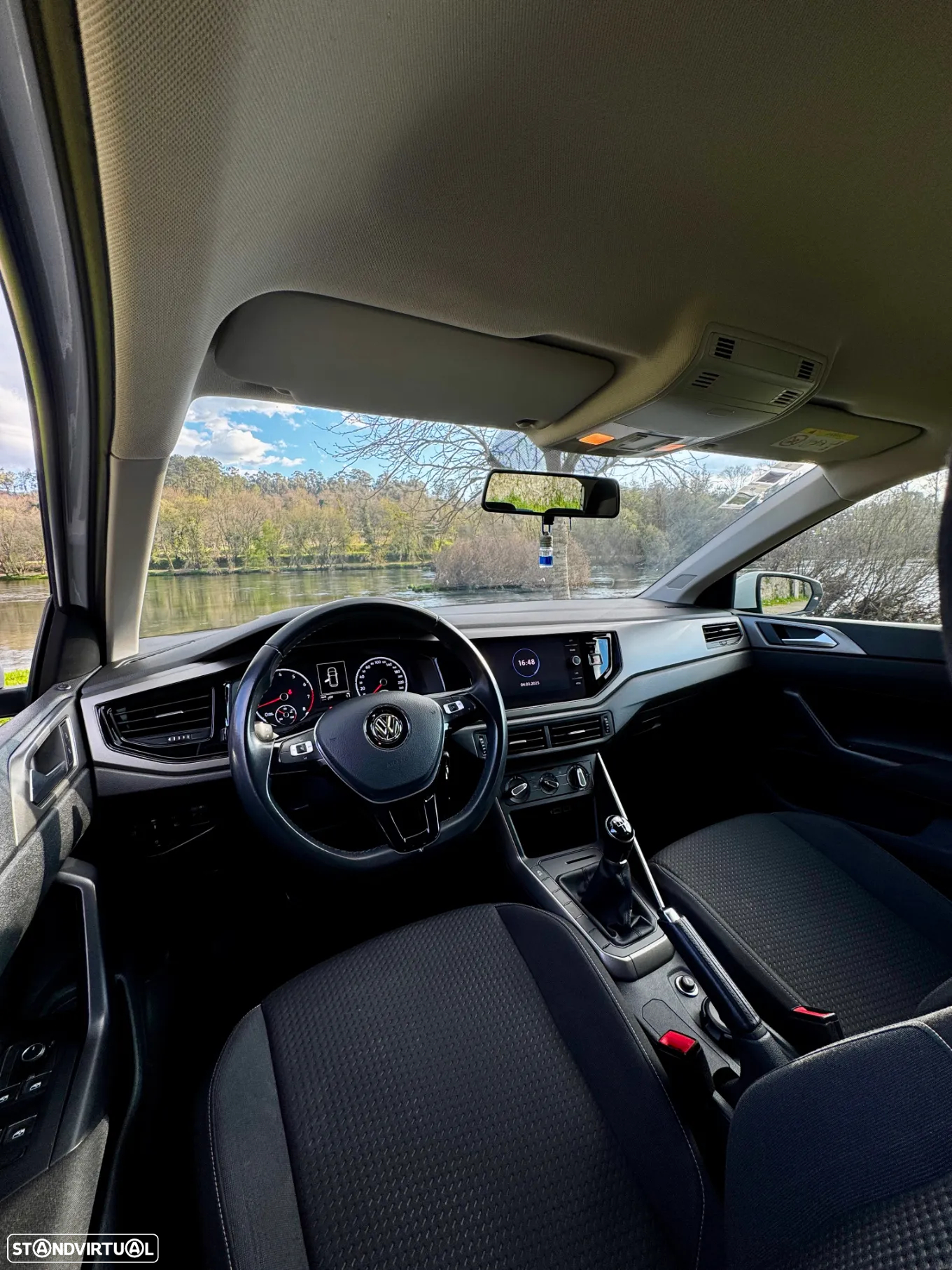 VW Polo 1.0 Confortline - 14