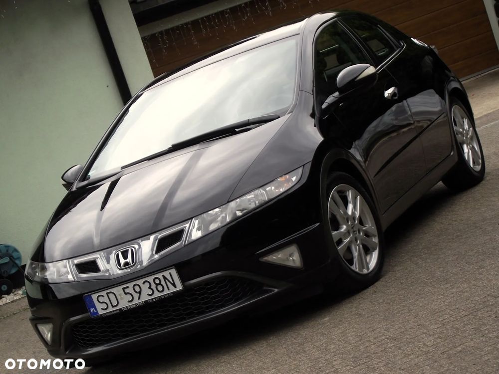 Honda Civic 1.8 Executive - 36