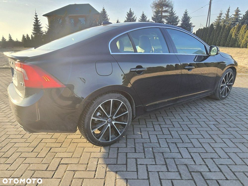 Volvo S60 - 6