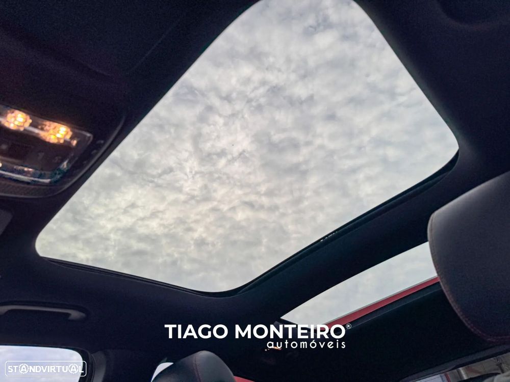 Mercedes-Benz GLA 250 e AMG Line - 61