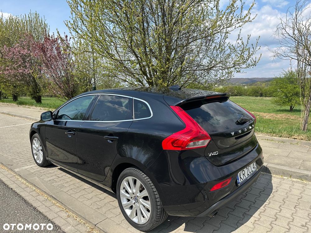 Volvo V40 D3 Summum - 1