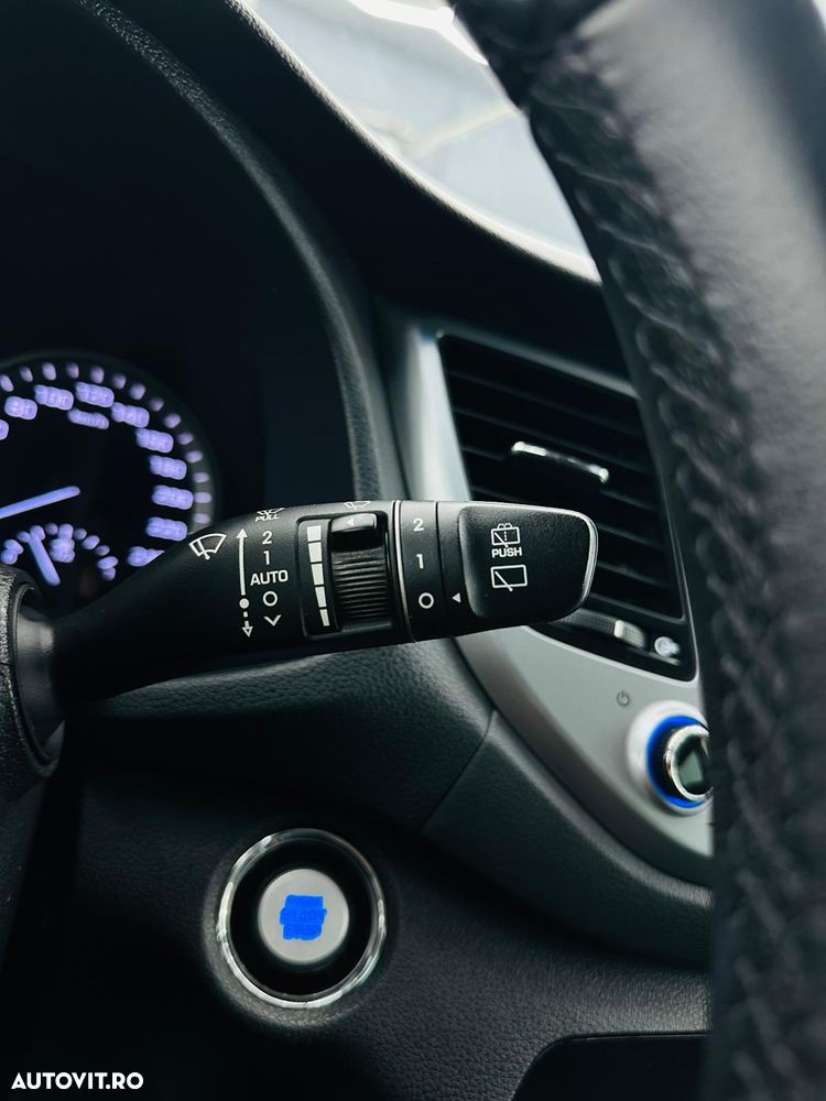 Hyundai Tucson blue 1.7 CRDi 2WD Passion Plus - 27