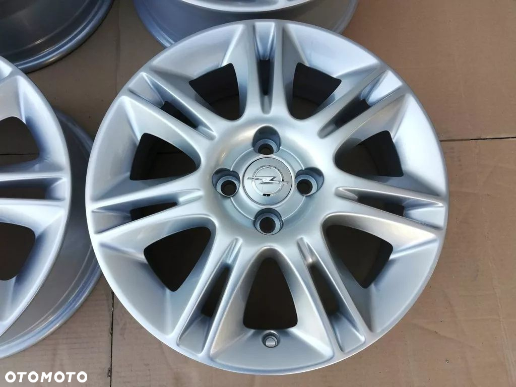 OPEL ADAM CARL CORSA FIAT PUNTO 16' - 6