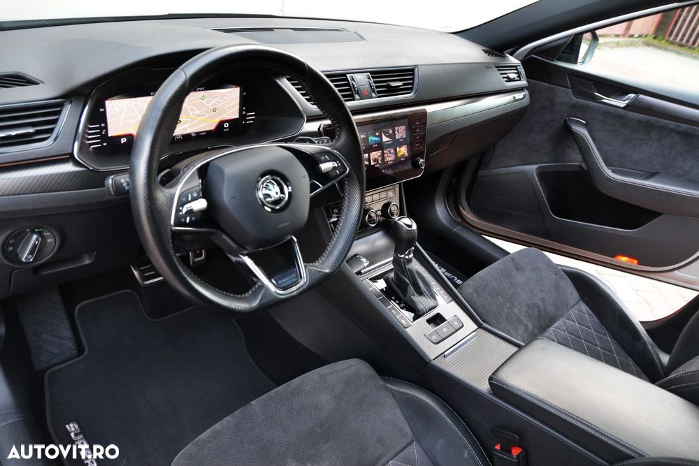 Skoda Superb 2.0 TDI DSG Sportline - 6