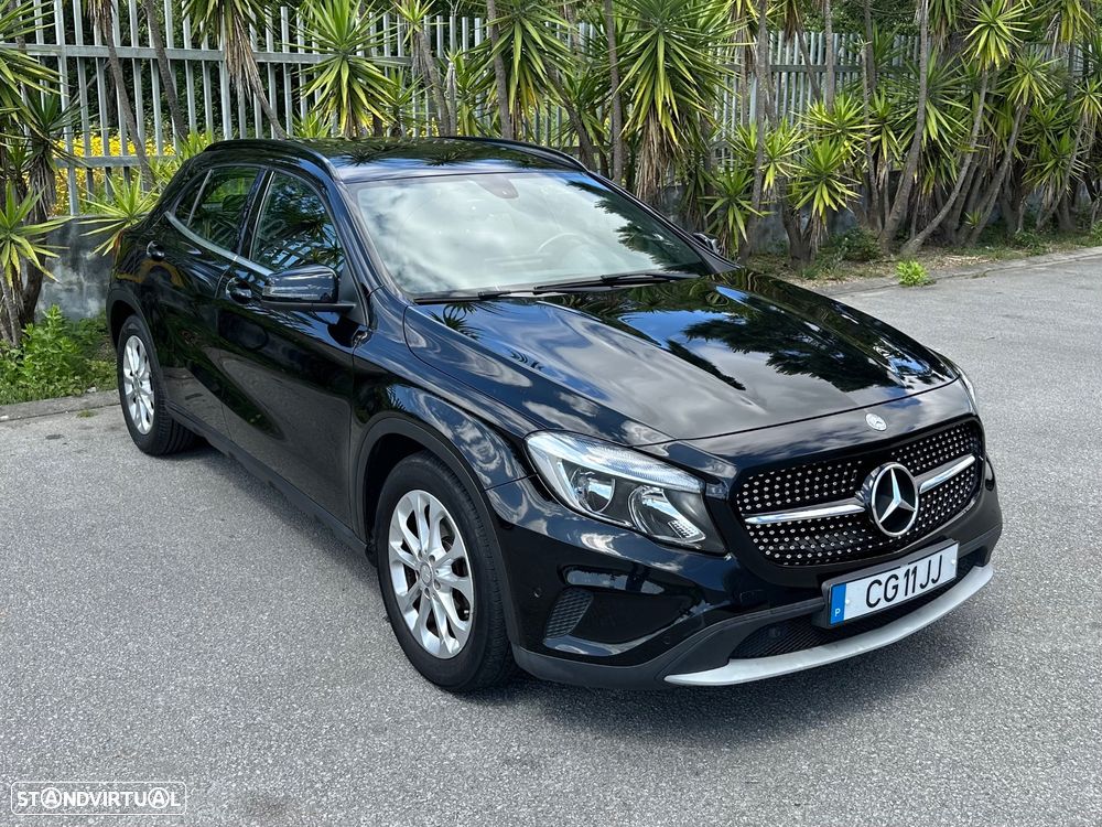 Mercedes-Benz GLA 180 d Urban - 1
