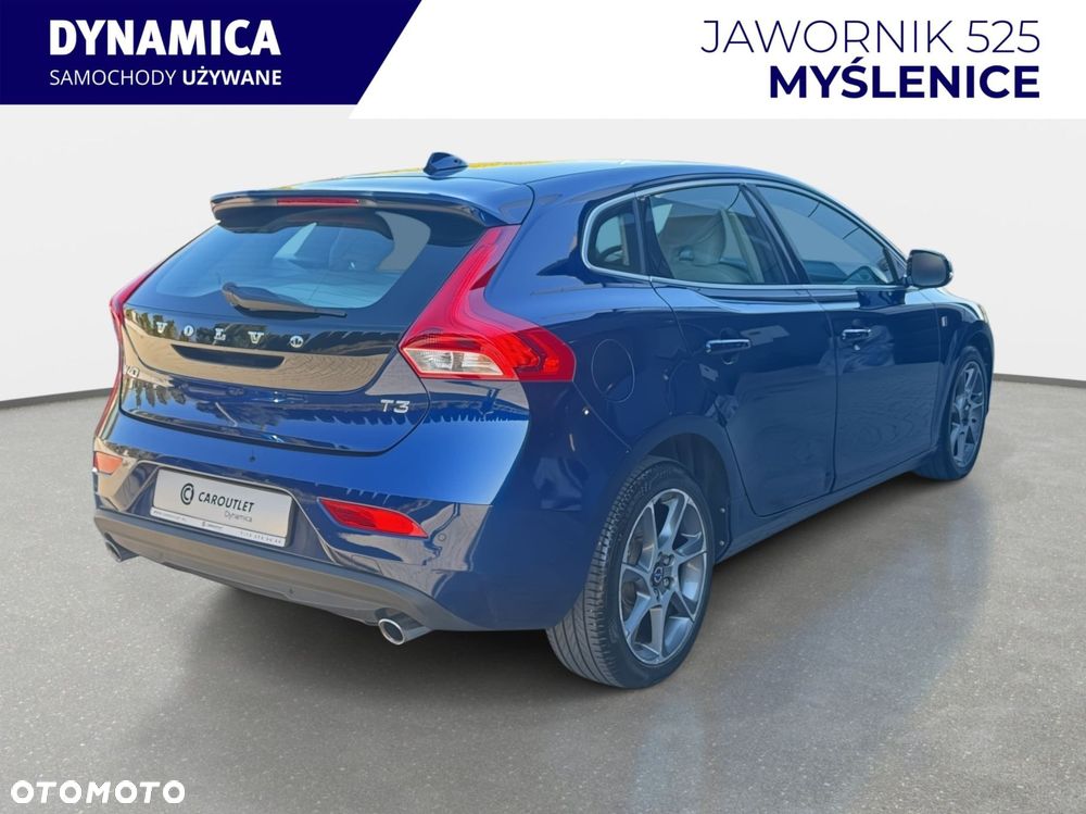 Volvo V40 2015