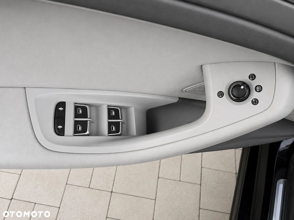 Audi A6 Avant 3.0 TDI DPF quattro tiptronic - 19