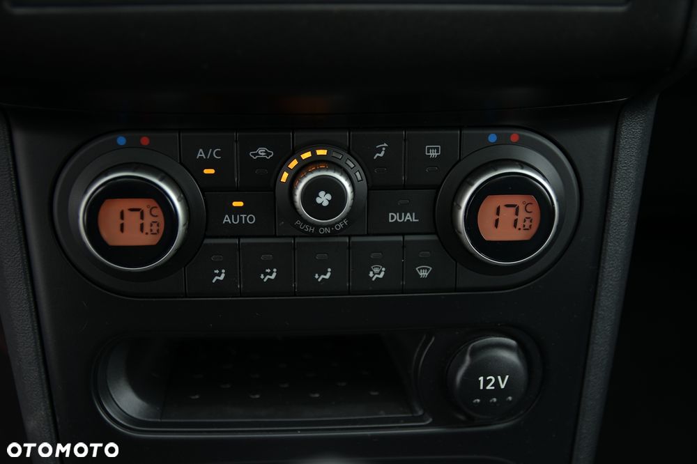Nissan Qashqai+2 2.0 Tekna - 24