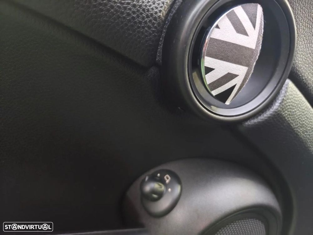 MINI Clubman Cooper D - 11