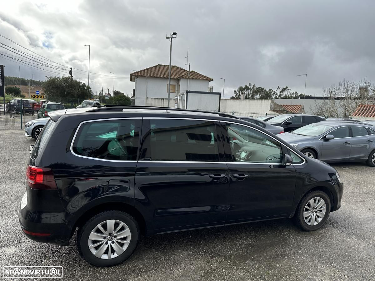 VW Sharan 2.0 TDi Blue Confortline - 8