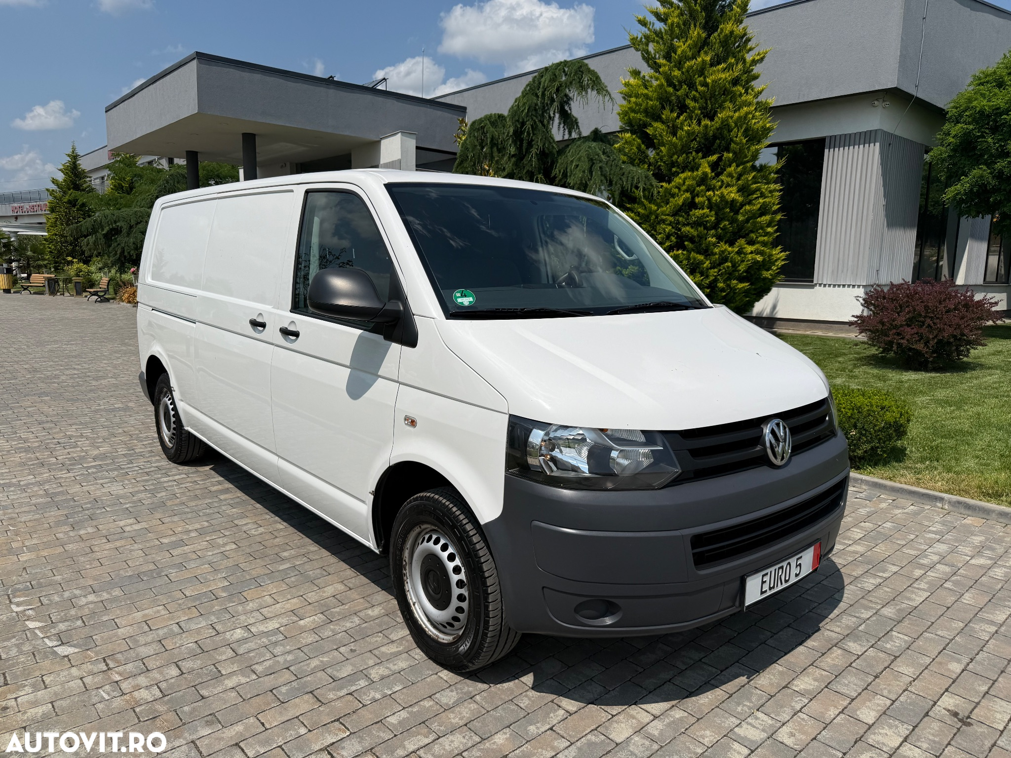 Volkswagen Transporter - 4