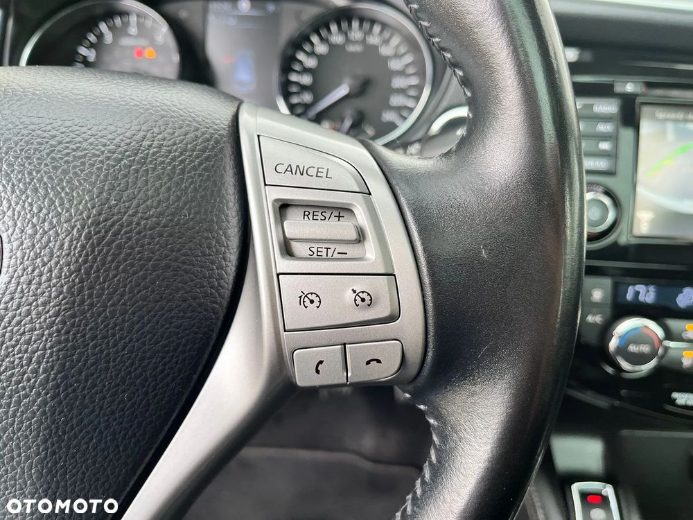 Nissan Qashqai 1.6 DIG-T Tekna - 26