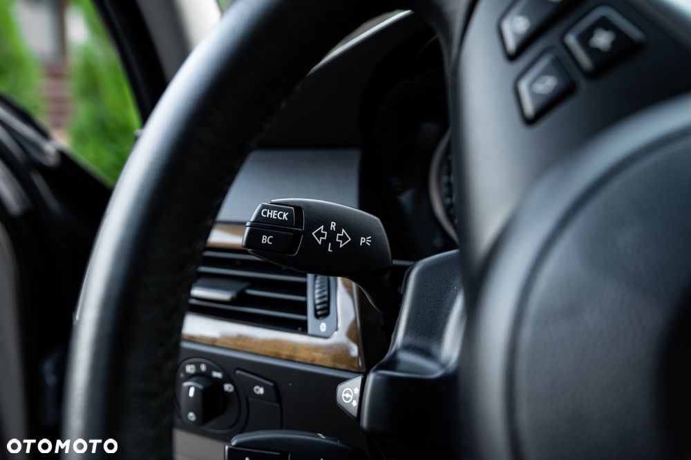 BMW Seria 5 530i - 30