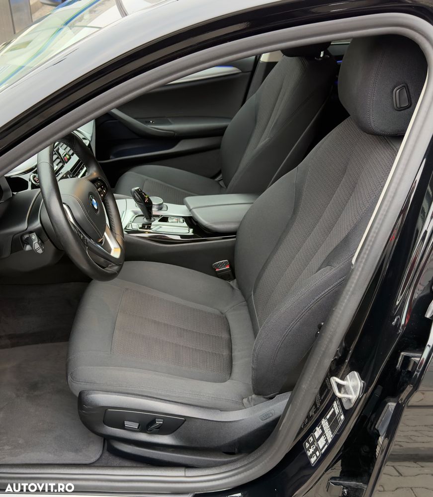 BMW Seria 5 520d xDrive Aut. - 17