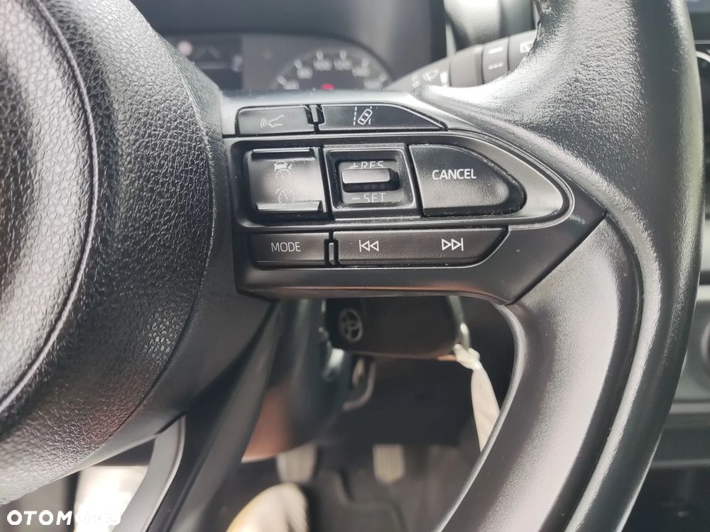 Toyota Yaris 1.5 Comfort - 16