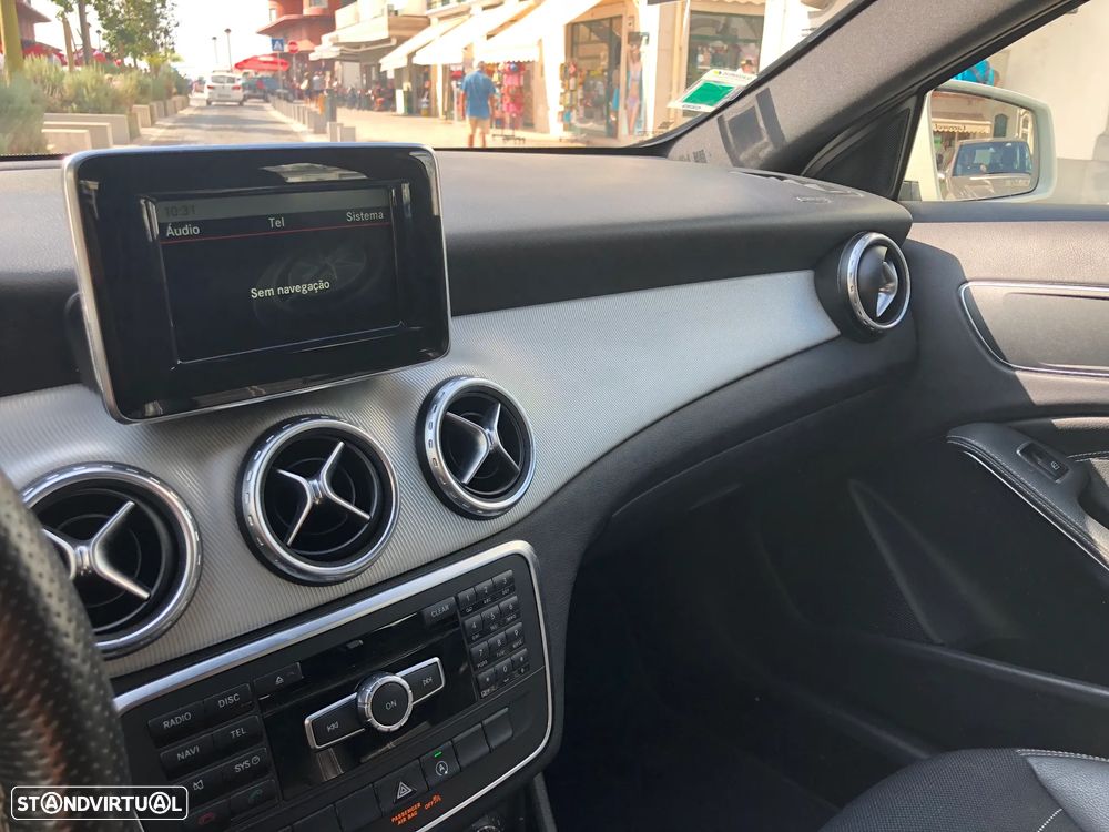 Mercedes-Benz GLA 180 CDi Urban - 3