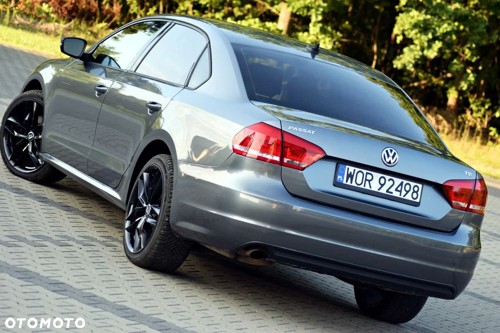Volkswagen Passat - 20