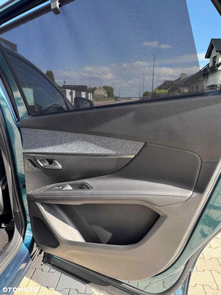 Peugeot 5008 1.5 BlueHDI Allure S&S EAT8 - 25