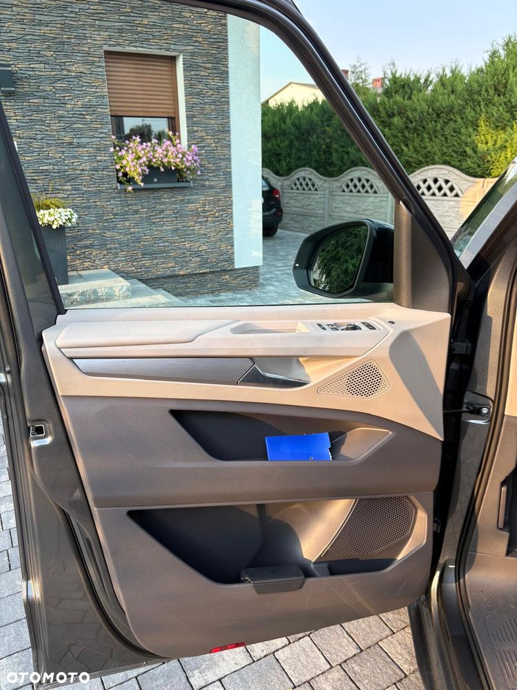 Volkswagen Multivan 2.0 TDI L2 Life DSG - 15