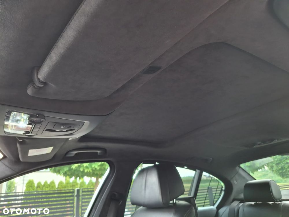 BMW Seria 5 - 16