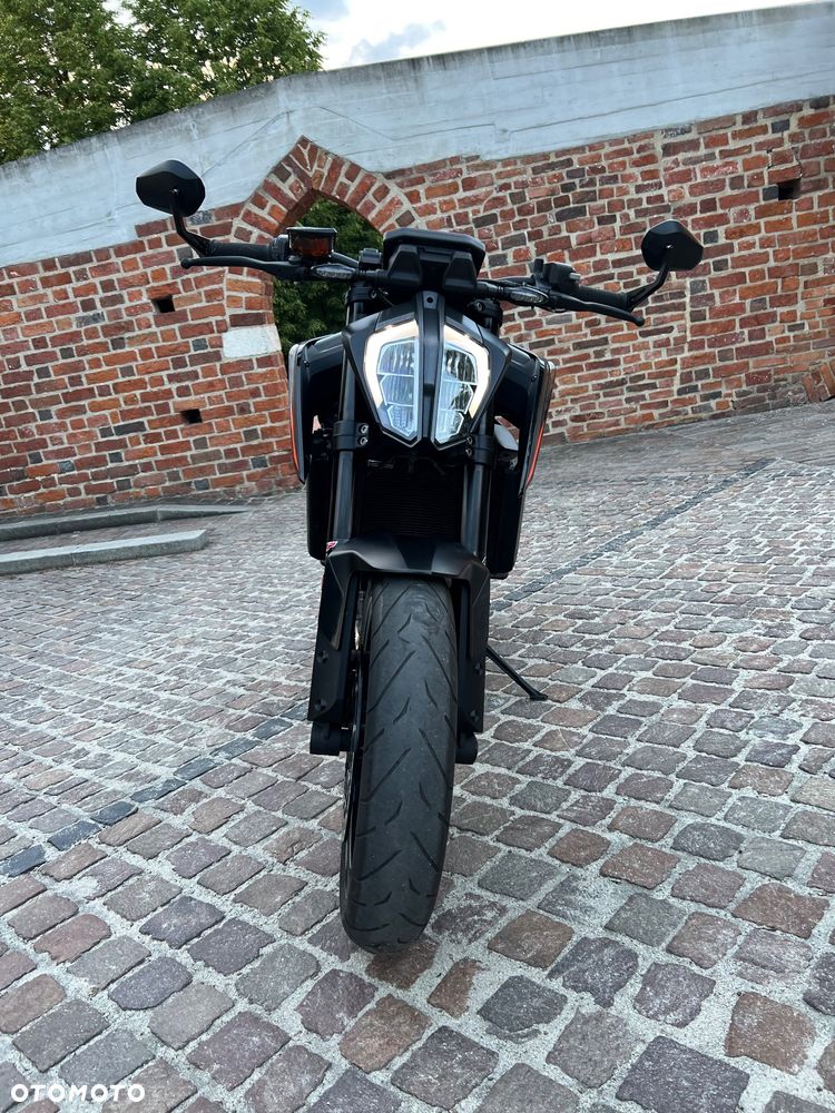 KTM DUKE 890 - 10