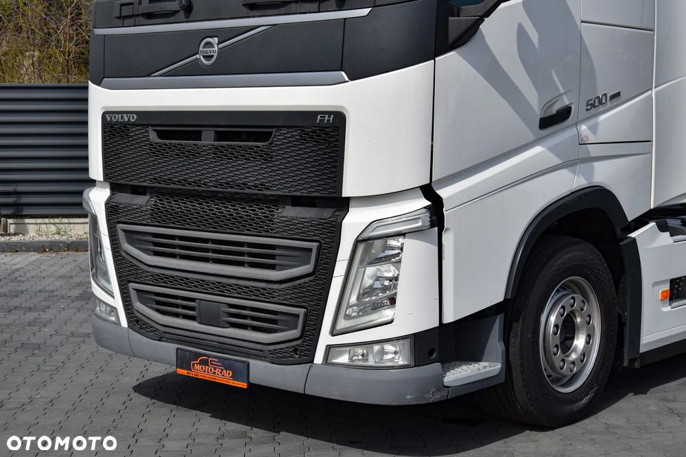 Volvo FH500 / EURO 6 / KLIMATYZACJA POSTOJOWA / ACC / LEDY / 2 ZBIORNIKI / FULL SPILERY / SERWISOWANY / SPROWADZONY - 9