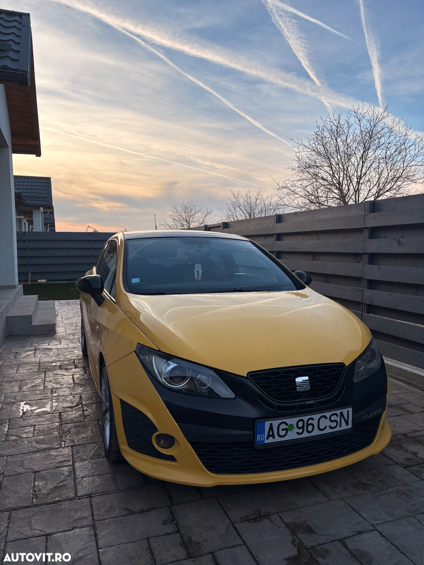 Seat Ibiza Coupe 1.4 TSI CUPRA DSG - 2