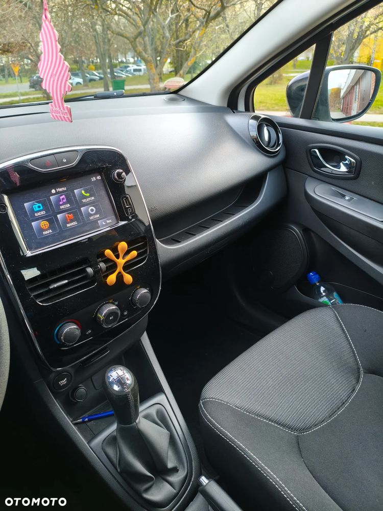 Renault Clio - 7