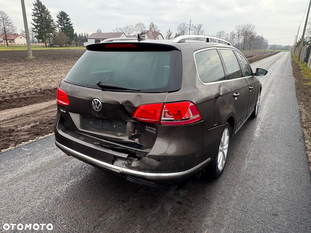 Volkswagen Passat Variant 2.0 TDI DPF DSG Highline - 5
