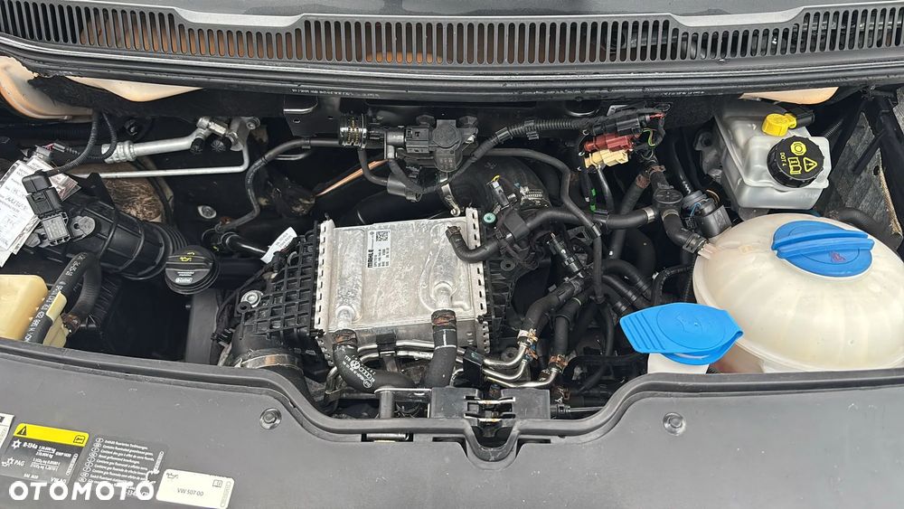 Volkswagen Transporter - 28