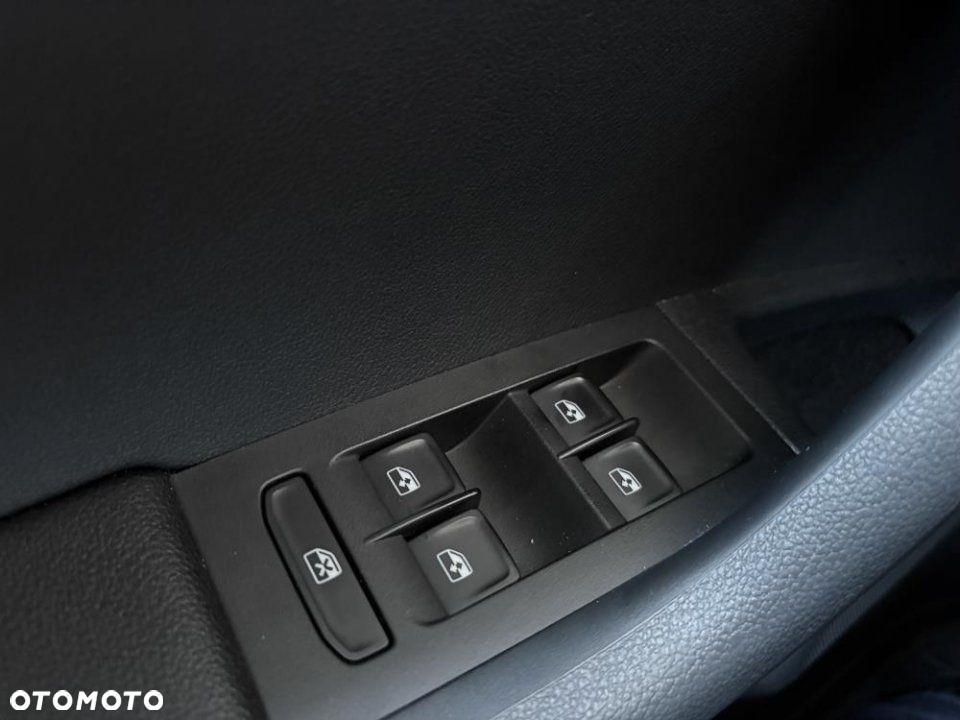Skoda Octavia - 7