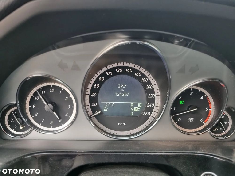 Mercedes-Benz Klasa E 350 CDI 4-Matic BlueEff Avantgarde - 10