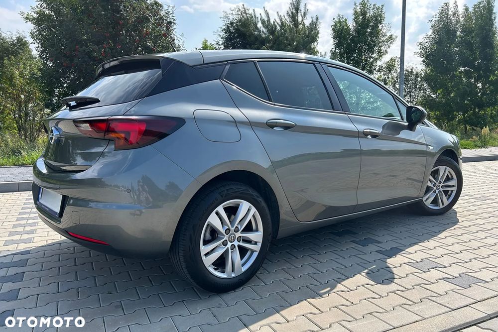 Opel Astra - 4