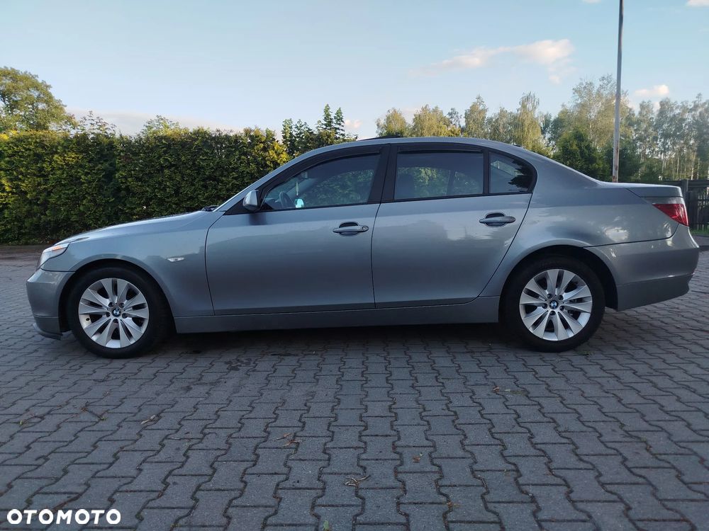 BMW Seria 5 520i - 3